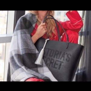 Victoria’s Secret tote and blanket